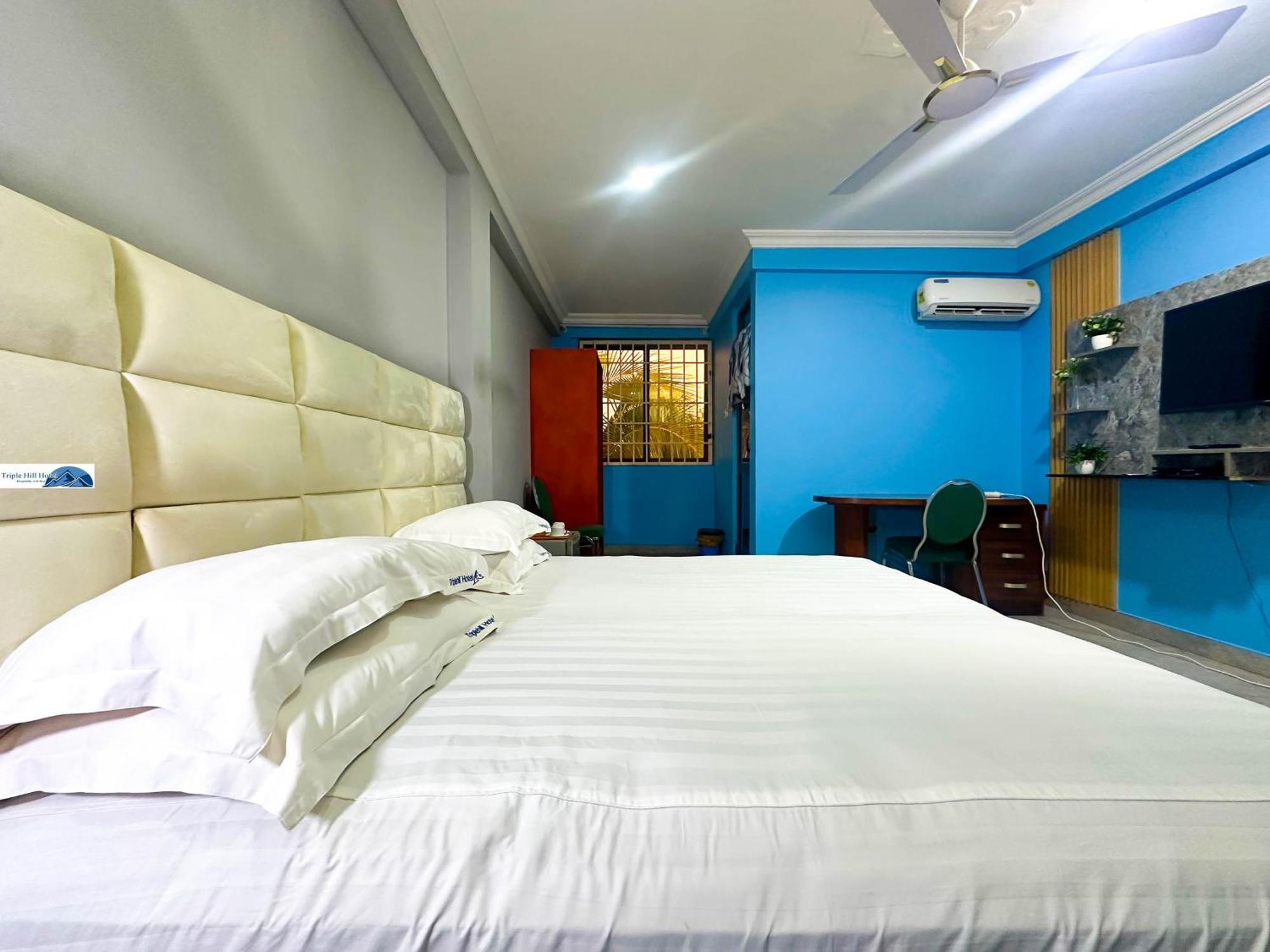 Triple Hill Hotel Weija Екстер'єр фото